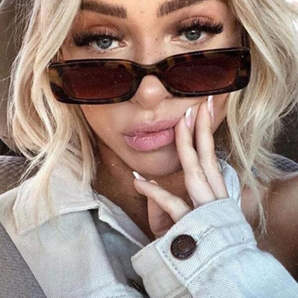 Small Rectangle Sunglasses for Women - Imagen 3